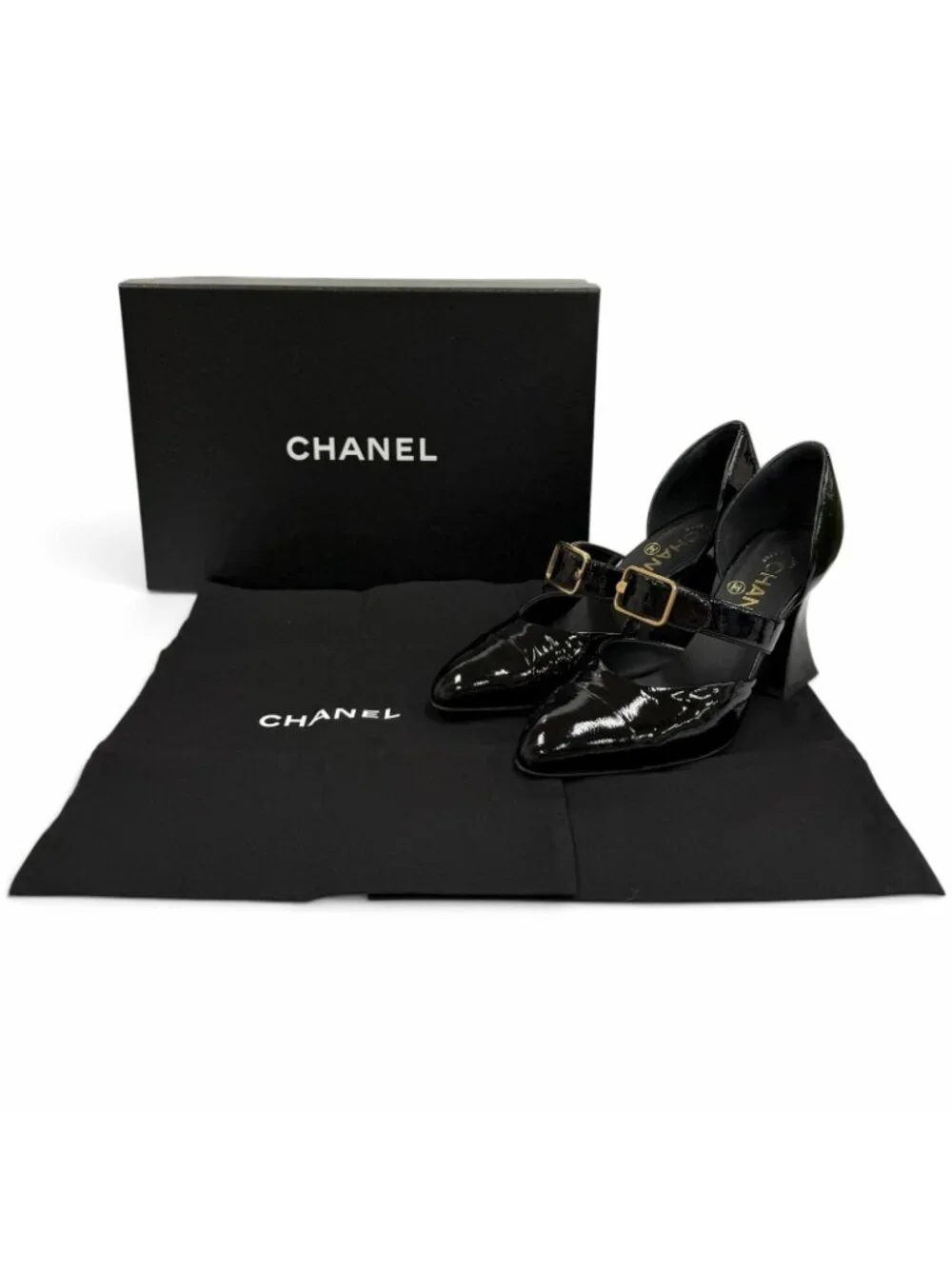Chanel CC Logo Belt Design Pointed Toe Patent Leather Pumps Black Heel